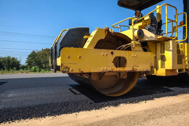 Best Driveway Paving Company  in Centerville, TN